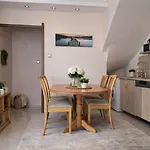 Apartment Happy Sun Medences *