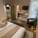 Happy Sun Medences Apartment