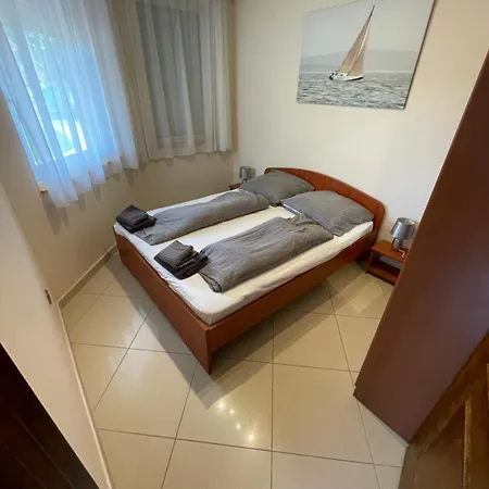 Apartamento Happy Sun Medencés *