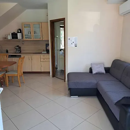 Apartamento Happy Sun Medencés