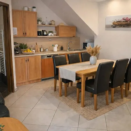 Happy Sun Medences * 希欧福克