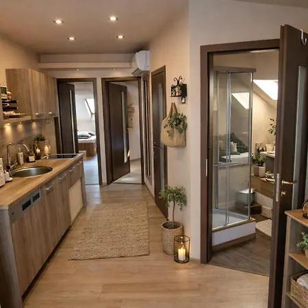 Happy Sun Medences * 希欧福克