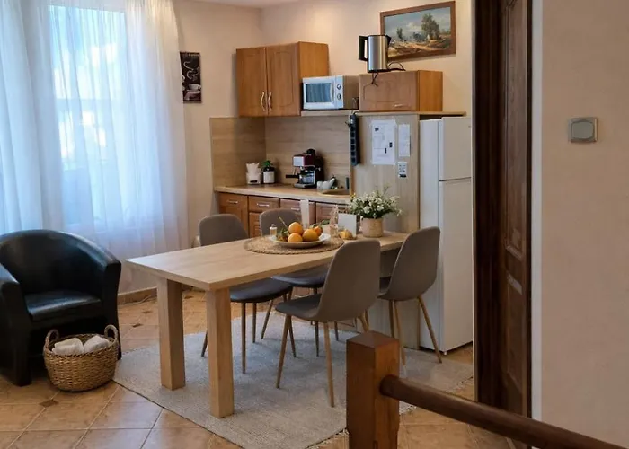 Happy Sun Medences * 希欧福克