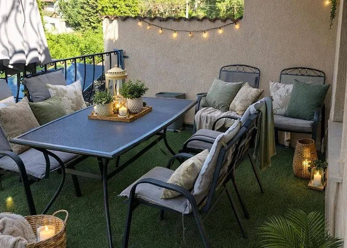 Happy Sun Medences 希欧福克