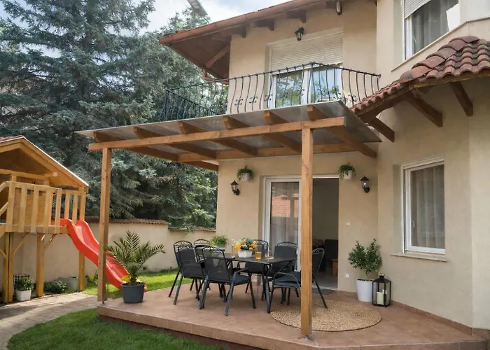 Happy Sun Medences * 希欧福克