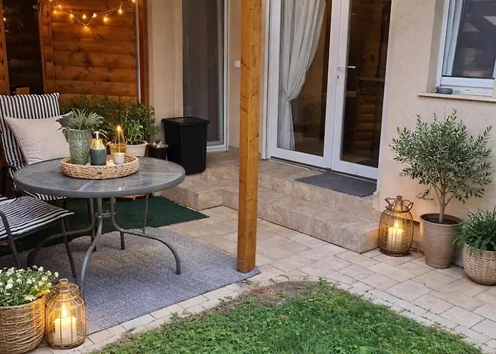 Happy Sun Medences 公寓 *